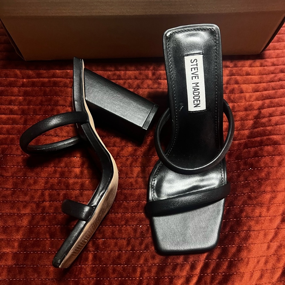 Steve Madden Blake Black Heels